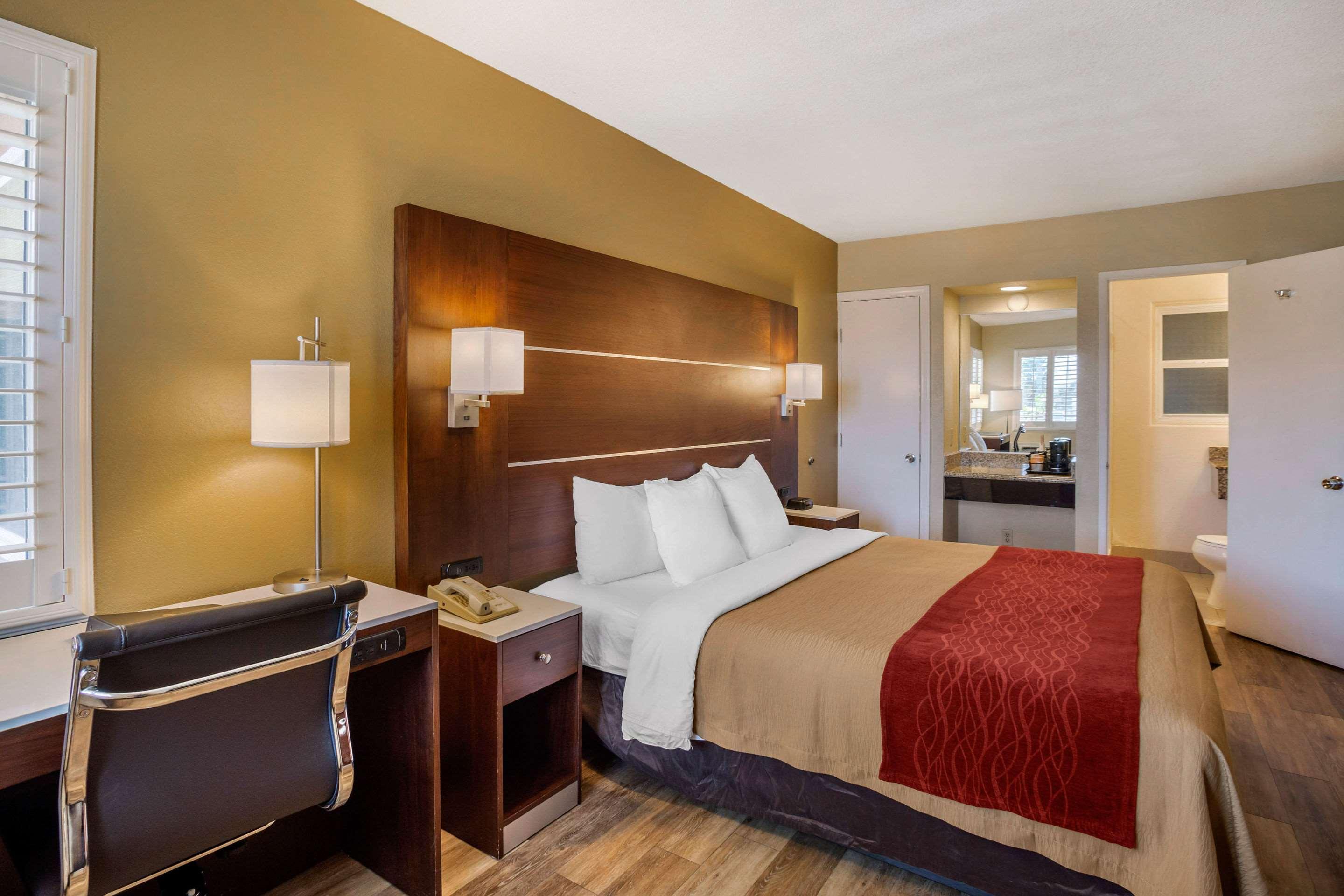 Comfort Inn San Diego Airport At The Harbor Εξωτερικό φωτογραφία