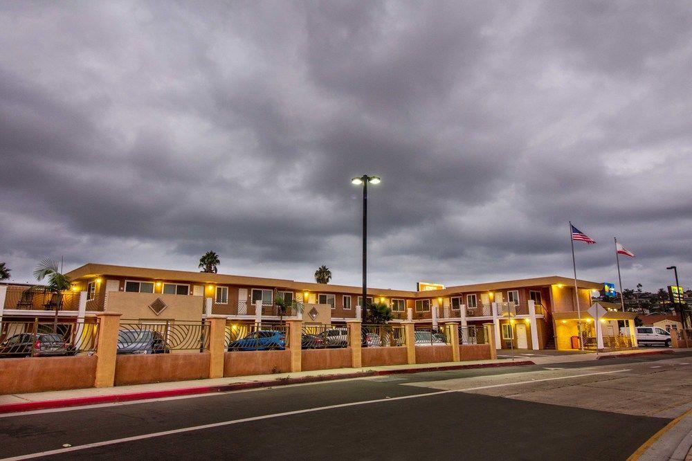 Comfort Inn San Diego Airport At The Harbor Εξωτερικό φωτογραφία