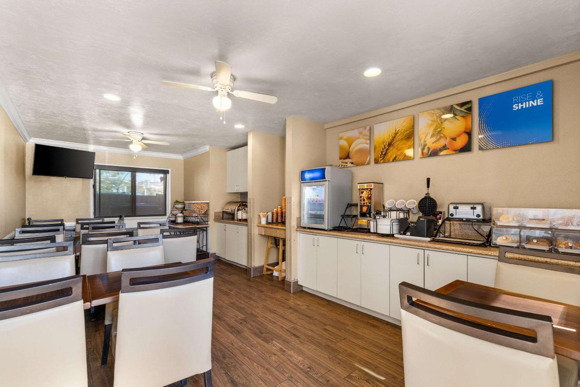 Comfort Inn San Diego Airport At The Harbor Εξωτερικό φωτογραφία