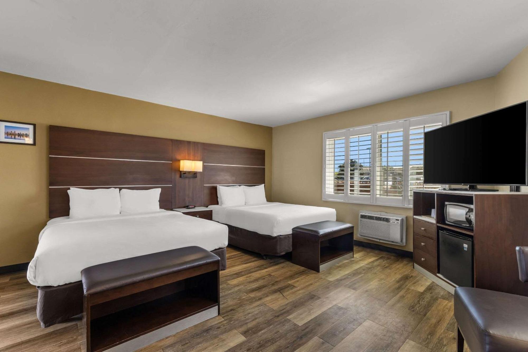 Comfort Inn San Diego Airport At The Harbor Εξωτερικό φωτογραφία